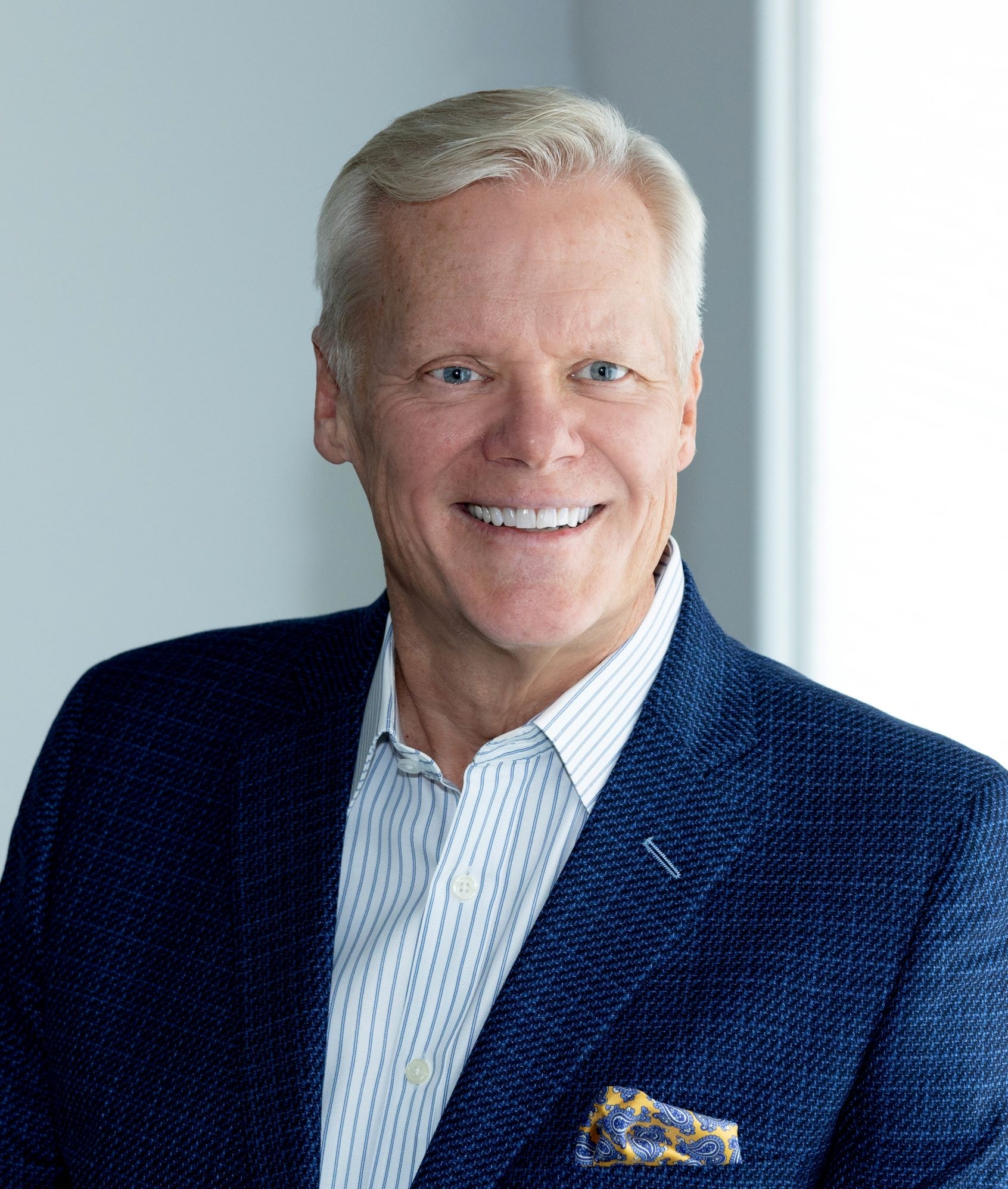 Headshot 8.23Reduced (1)